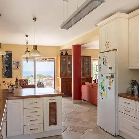 Minos - 4-bedroom Luxury With Pool In Spartia, Kefalonia *