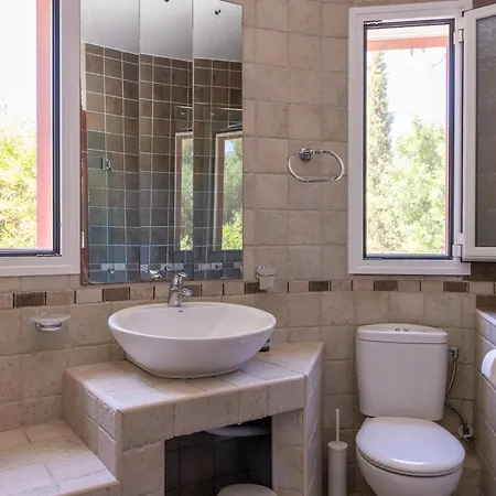 Minos - 4-bedroom Luxury With Pool In Spartia, Kefalonia Villa Spartia
