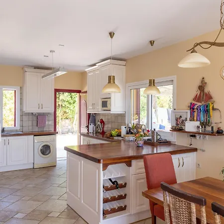 Minos - 4-bedroom Luxury With Pool In Spartia, Kefalonia