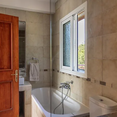 Minos - 4-bedroom Luxury With Pool In Spartia, Kefalonia Villa Sparta